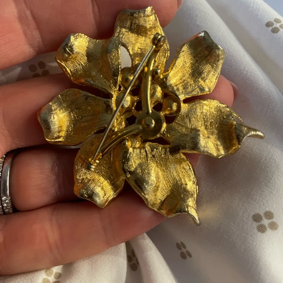 Vintage Brooches lot 5 Gold Tone - Picture 11 of 15
